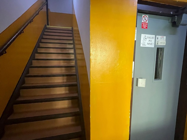 Pronájem bytu 1+kk, 24 m² (10 z 15)
