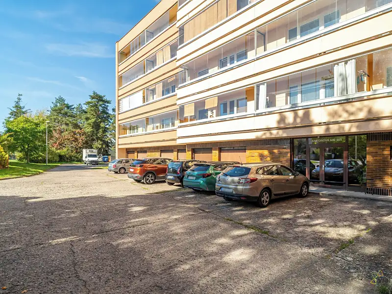 Prodej bytu 1+1 36 m², Pardubice – náhled fotky 1