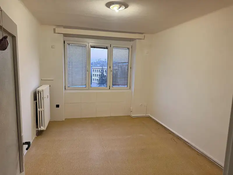Prodej bytu 1+1 41 m², Praha – náhled fotky 3
