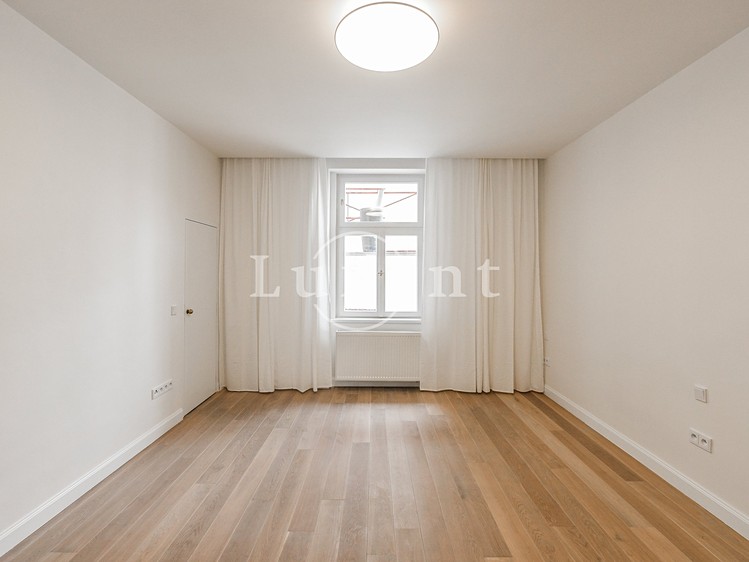 Квартира 3+kk в оренду, 93 м² (8 з 16)