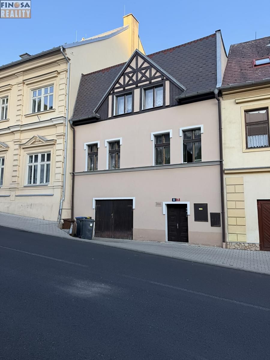 Prodej rodinného domu 177 m², pozemek 295 m², Krupka – fotka 1 z 3