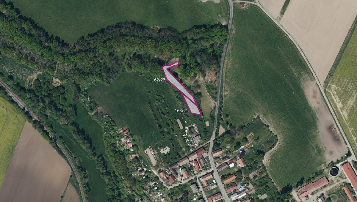 Prodej louky 2176 m², Jeníkovice – fotka 1 z 3