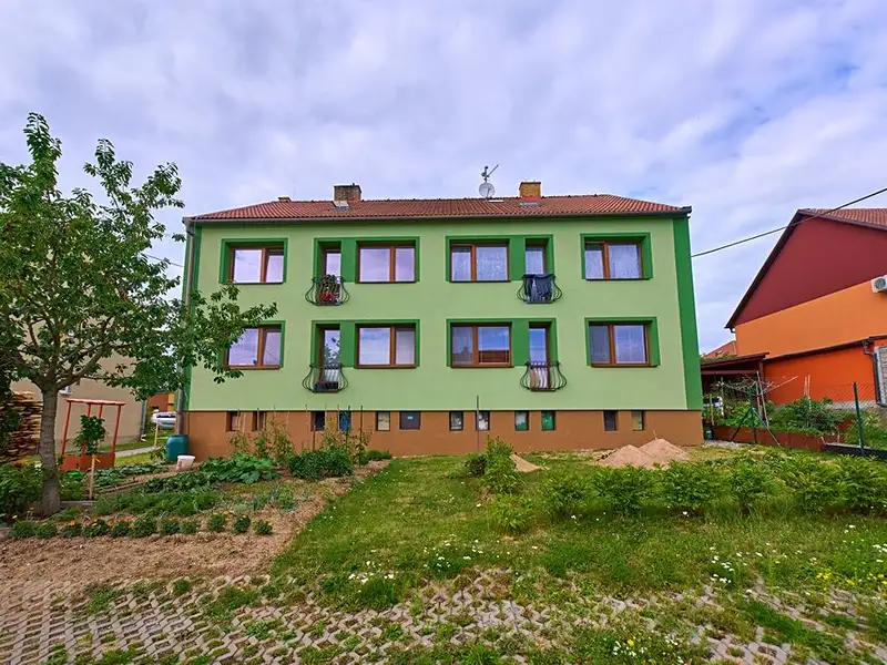 Prodej bytu 3+1 96 m², Okrouhlá – náhled fotky 1