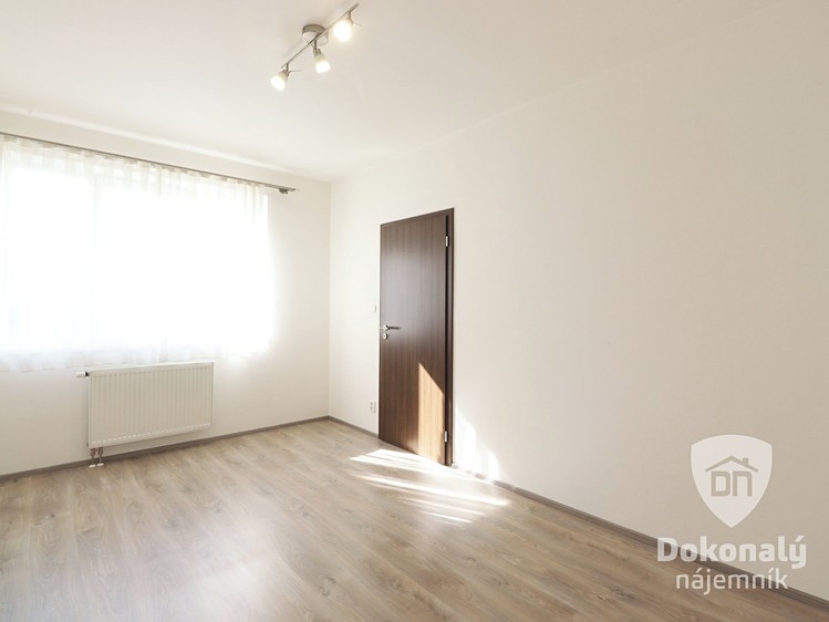 Pronájem bytu 2+kk, 47 m² (2 z 26)