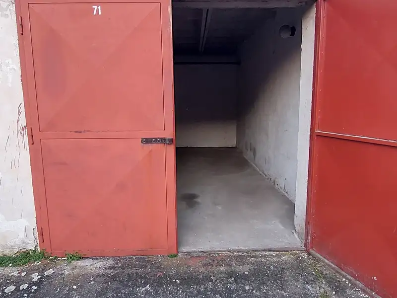 Pronájem garáže 17 m², Poděbrady – náhled fotky 2