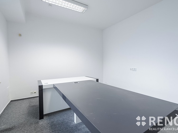 Prodej komerčního prostoru, 70 m² (15 z 20)