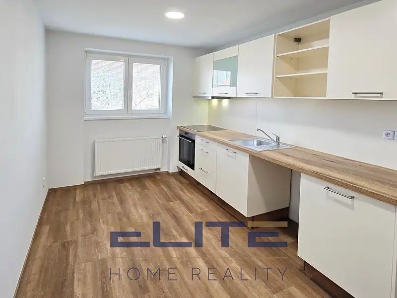 Pronájem bytu 2+1 68 m², Turnov – náhled fotky 1