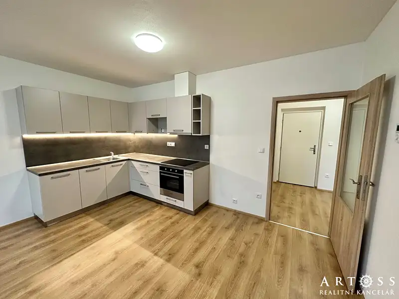 Pronájem bytu 2+kk 58 m², Blansko – náhled fotky 3