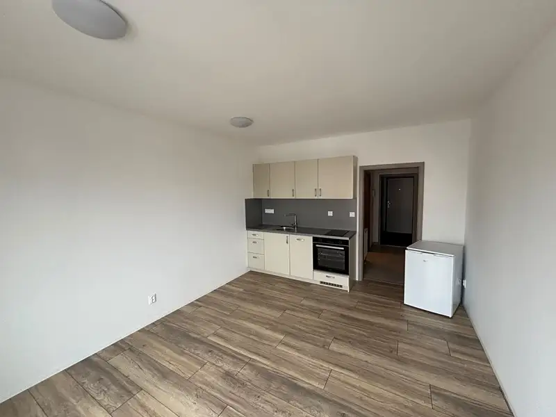 Pronájem bytu 1+kk 27 m², Mohelnice – náhled fotky 2