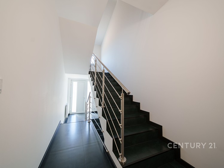 Будинок на продаж, 191 м² (18 з 40)