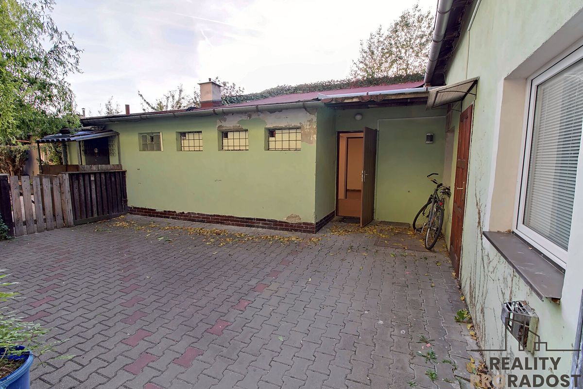 Pronájem bytu 6 pokojů a více 211 m², Brno – fotka 1 z 3