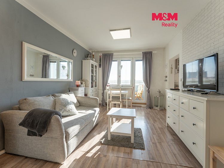 Prodej bytu 2+1, 63 m² (1 z 11)