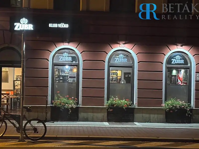 Pronájem restaurace 200 m², Přerov – náhled fotky 1