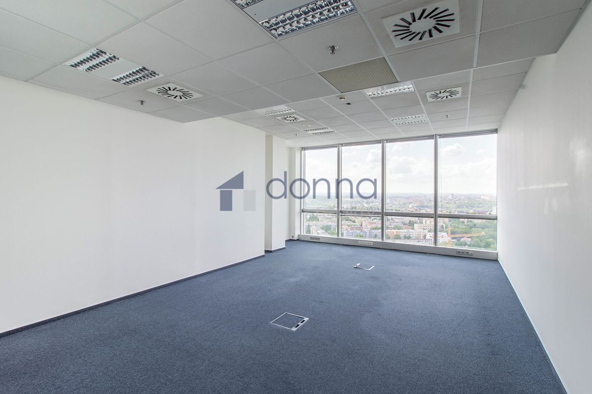Pronájem kanceláře 31 m², Praha – fotka 1 z 3