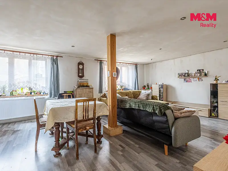 Prodej rodinného domu 200 m², pozemek 350 m², Kamenický Šenov – náhled fotky 2