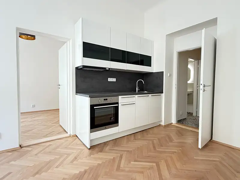 Pronájem bytu 3+kk, 53 m², Praha 8, Praha