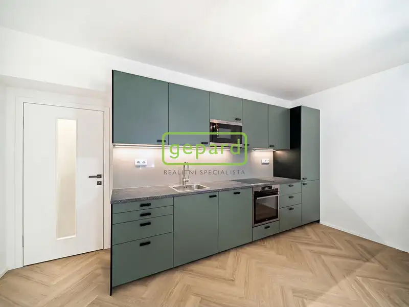 Prodej bytu 1+kk 44 m², Praha – náhled fotky 3