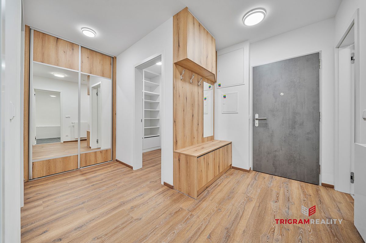 Pronájem bytu 2+kk 60 m², Hradec Králové – fotka 1 z 3