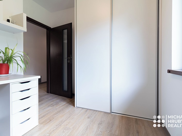 Prodej domu, 122 m² (33 z 48)