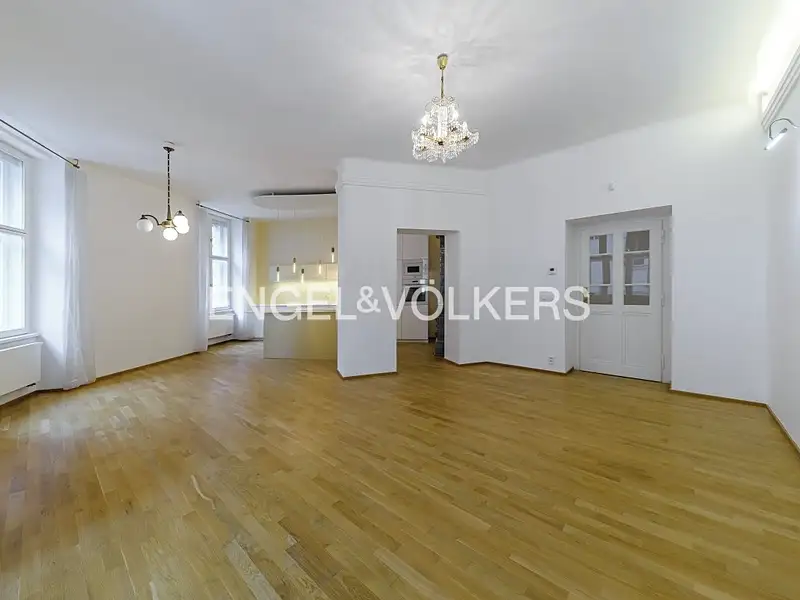 Pronájem bytu 3+kk 137 m², Praha – náhled fotky 2