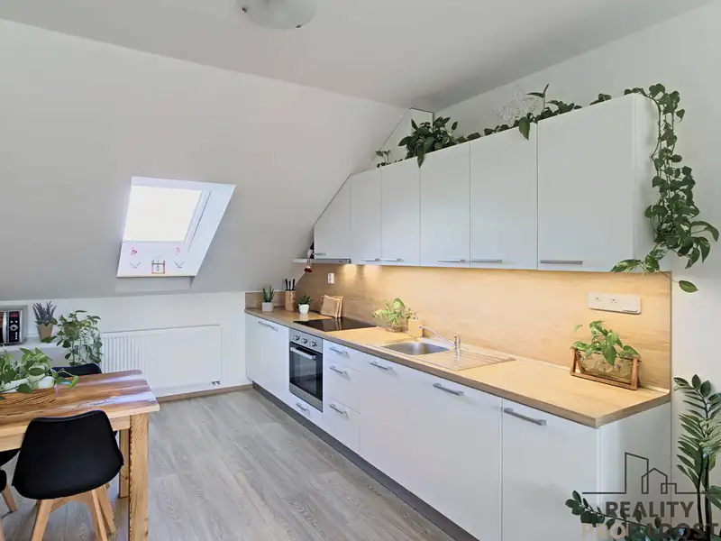 Pronájem bytu 3+kk, 82 m², Brno-venkov, Blažovice