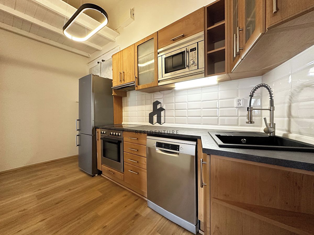 Pronájem bytu 2+1 61 m² – fotografie 4