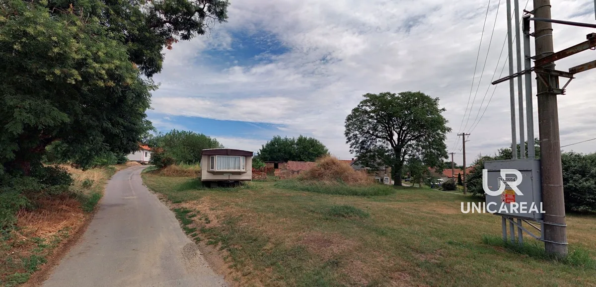 Prodej stavebního pozemku 328 m²