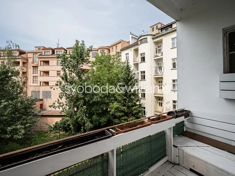 Prodej bytu 3+1 105 m², Praha – náhled fotky 2