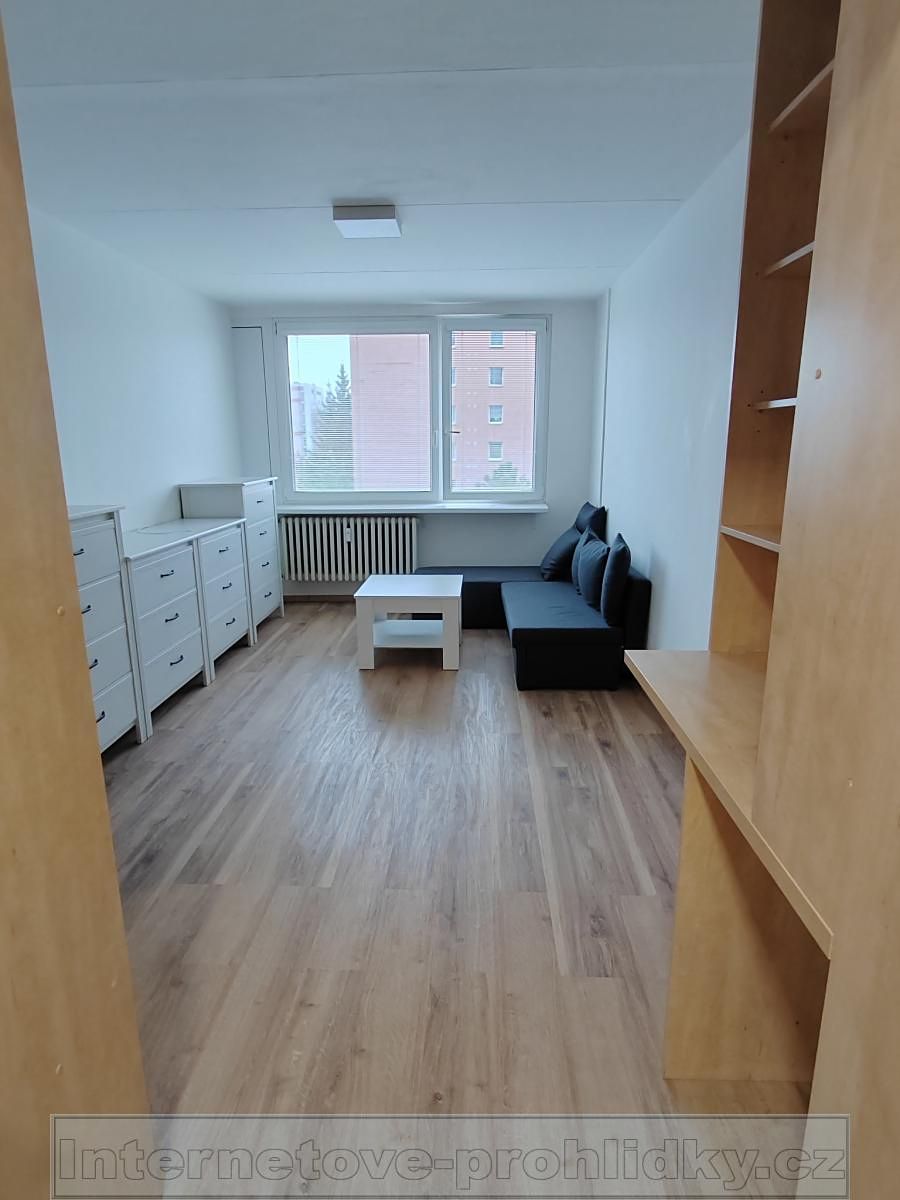 Pronájem bytu 2+kk 48 m² – fotografie 4