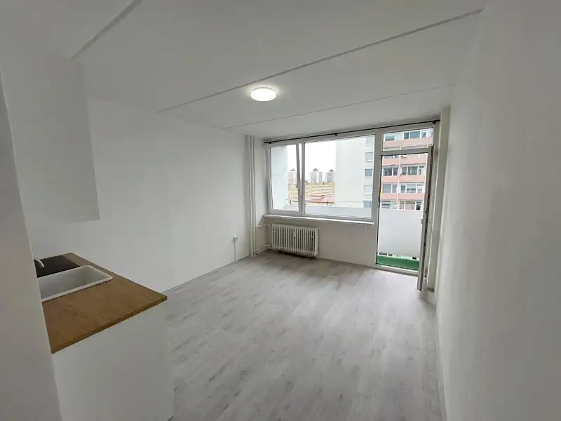 Prodej bytu 1+kk 22 m², Most – náhled fotky 2