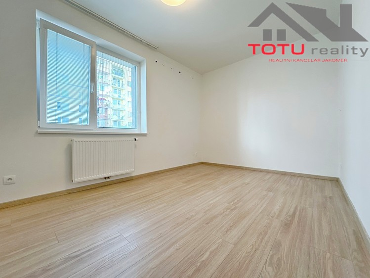 Pronájem bytu 3+kk, 82 m² (11 z 13)