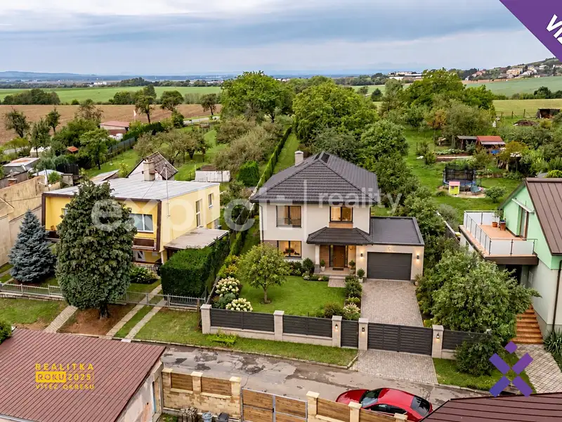 Prodej stavebního pozemku 1825 m², Roštění – náhled fotky 3