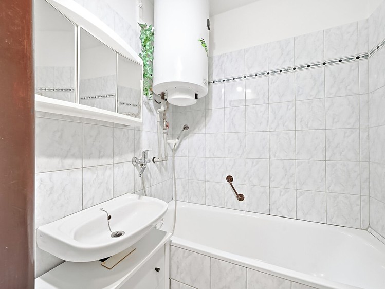 Prodej bytu 3+1, 70 m² (25 z 43)