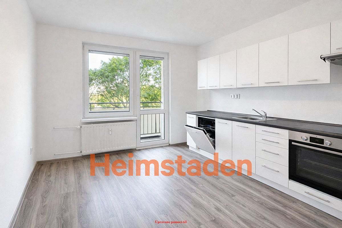 Pronájem bytu 3+1 67 m² – fotografie 2
