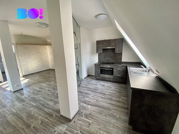 Квартира 3+kk в оренду, 71 м² (2 з 15)