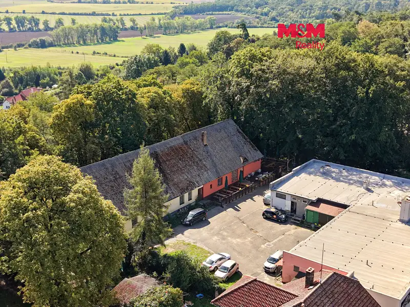 Pronájem restaurace 150 m², Loučeň – náhled fotky 1