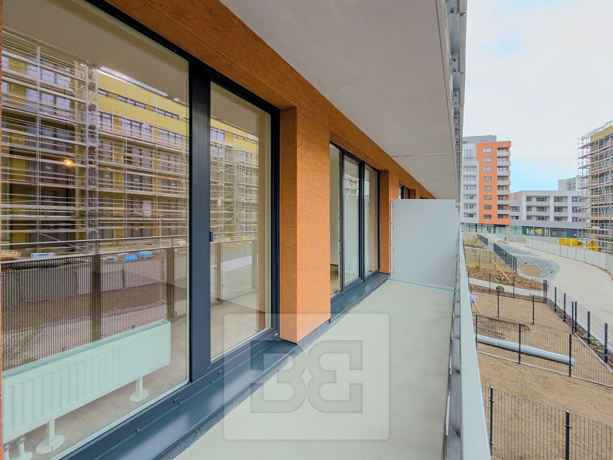 Pronájem bytu 2+kk 55 m² – fotografie 3