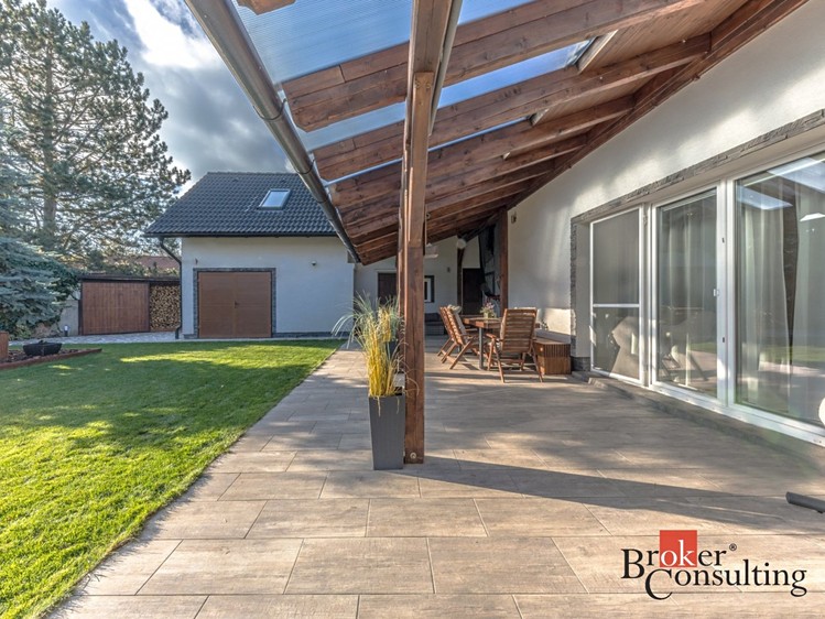 Prodej domu, 291 m² (8 z 31)