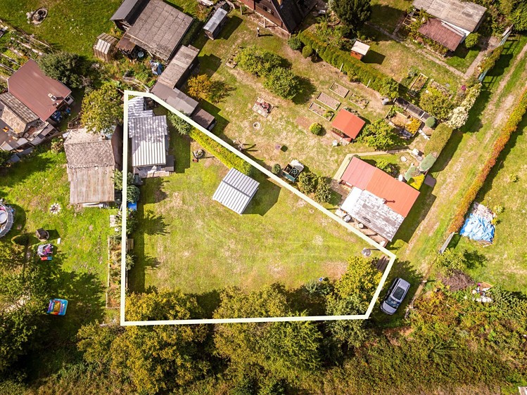 Prodej pozemku, 587 m² (1 z 13)