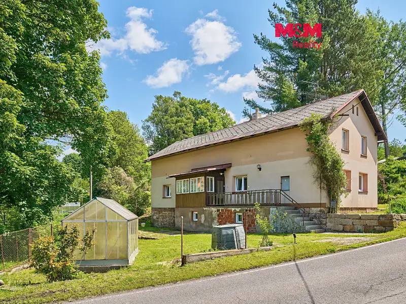Prodej rodinného domu 185 m², pozemek 1222 m², Radvanice – náhled fotky 1