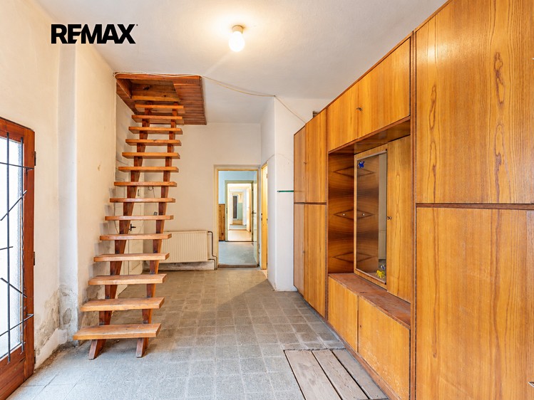 Будинок на продаж, 240 м² (16 з 37)