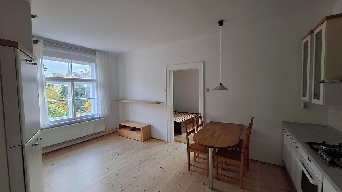 Pronájem bytu 2+kk 54 m² – fotografie 3