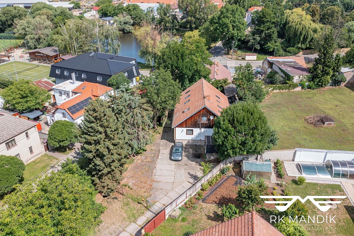 Prodej rodinného domu 212 m², pozemek 617 m², Nová Ves – fotka 1 z 3