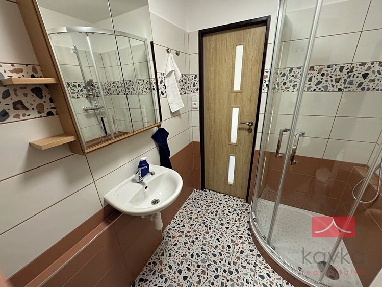 Квартира 1+1 в оренду, 36 м² (14 з 14)
