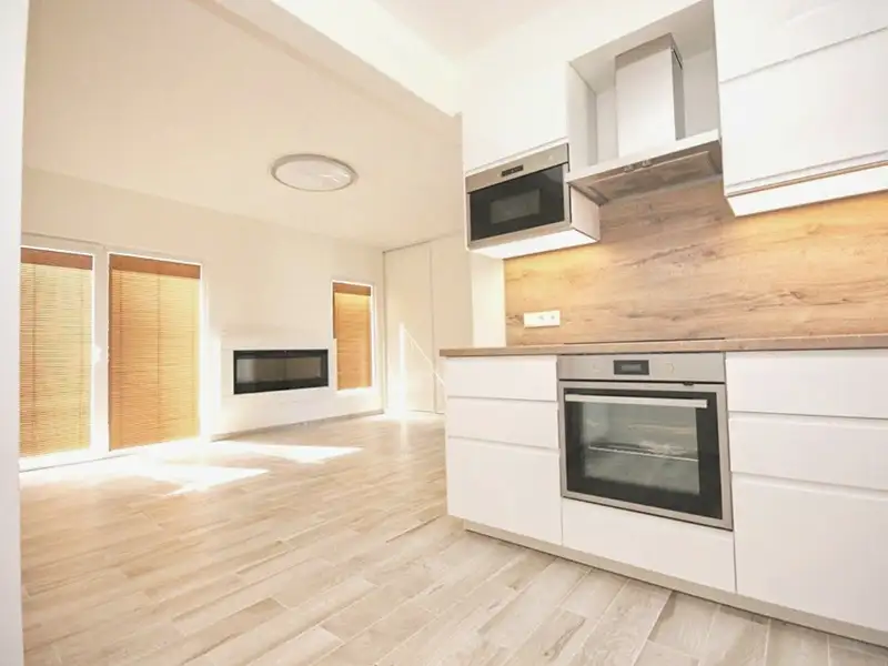 Pronájem rodinného domu 80 m², pozemek 60 m², Hostouň – náhled fotky 3
