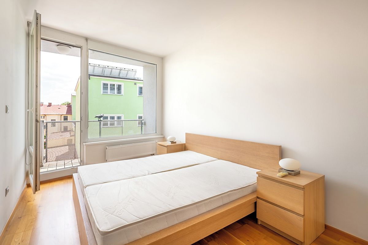 Pronájem bytu 2+kk 50 m² – fotografie 4