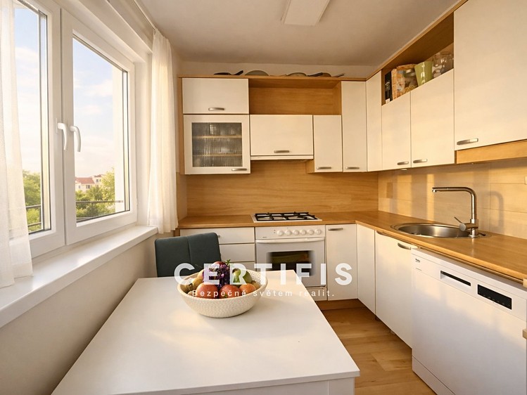 Квартира 4+1 на продаж, 85 м² (2 з 10)