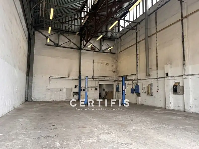 Pronájem skladového prostoru 227 m², Ostrava – náhled fotky 3