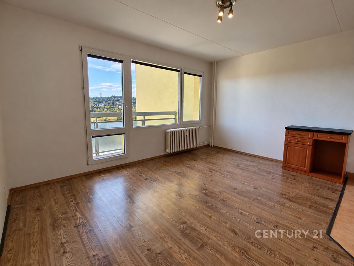 Pronájem bytu 2+kk 40 m² – fotografie 3