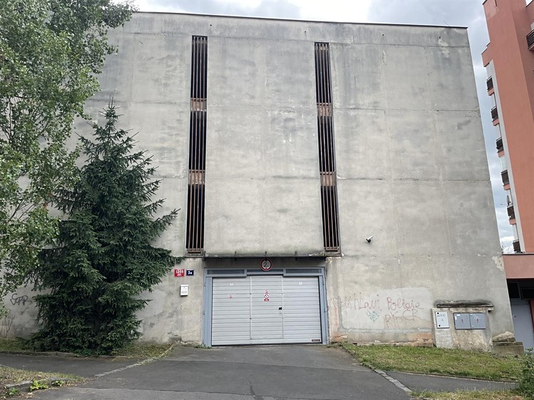Pronájem nemovitosti, 15 m² (1 z 4)